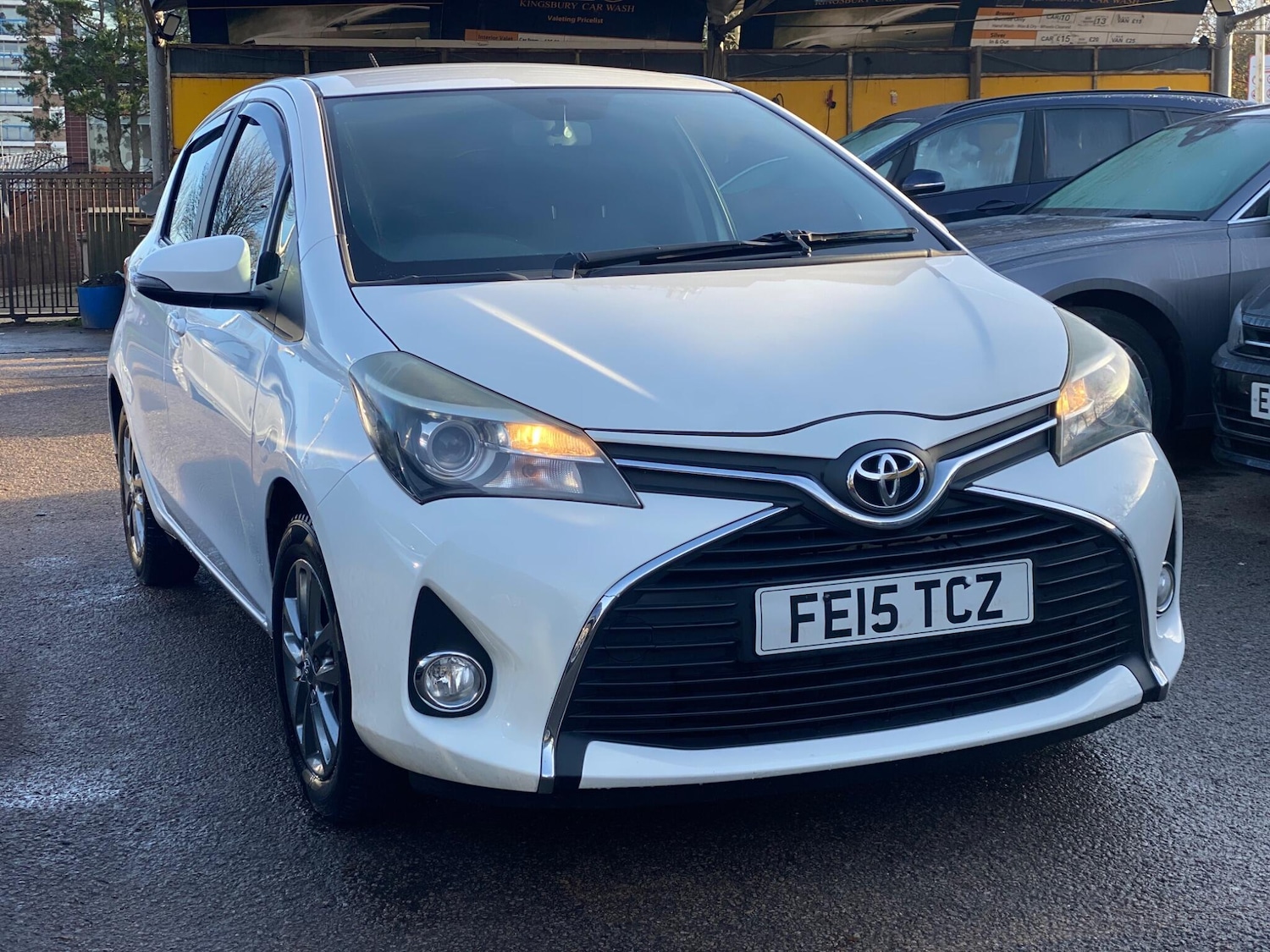 Used Toyota Yaris 2015 for sale - 76926932: Photo 5