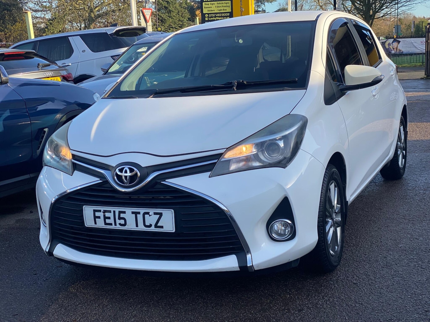 Used Toyota Yaris 2015 for sale - 76926932: Photo 8