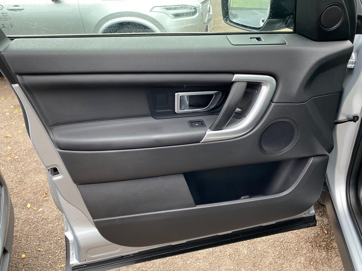 Used Land Rover Discovery Sport 2018 for sale - 76295164: Photo 39