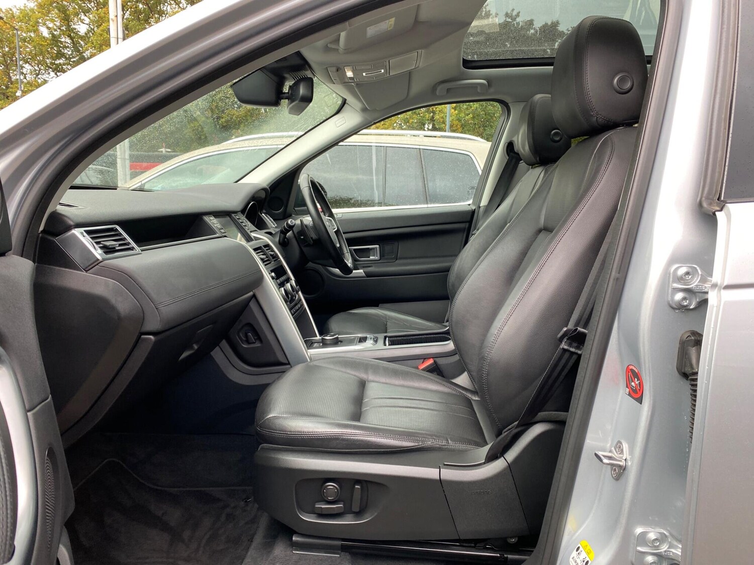 Used Land Rover Discovery Sport 2018 for sale - 76295164: Photo 40