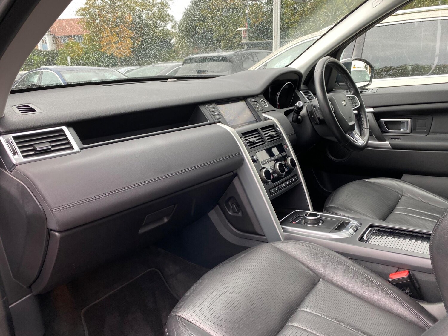 Used Land Rover Discovery Sport 2018 for sale - 76295164: Photo 41