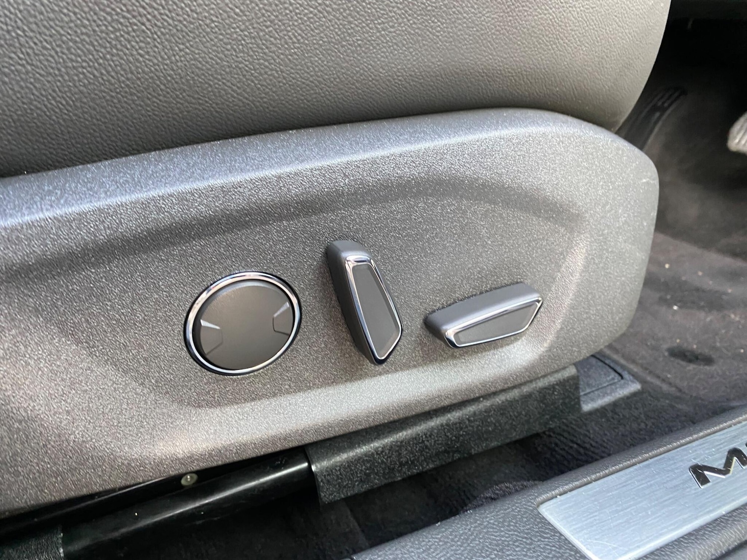 Used Ford Mondeo 2015 for sale - 76473548: Photo 28