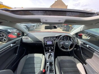 Used Volkswagen Golf 2013 for sale - 78170146: Photo