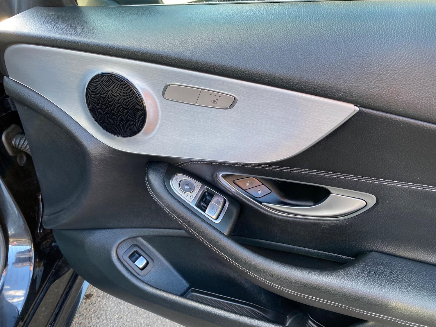 Used Mercedes-Benz C Class 2016 for sale - 75915278: Photo 16