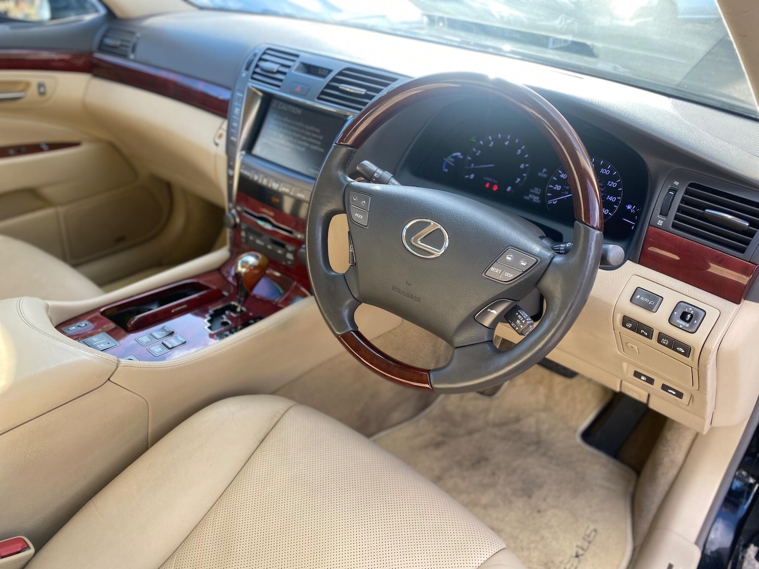 Used Lexus LS 2009 for sale - 76423261: Photo 36