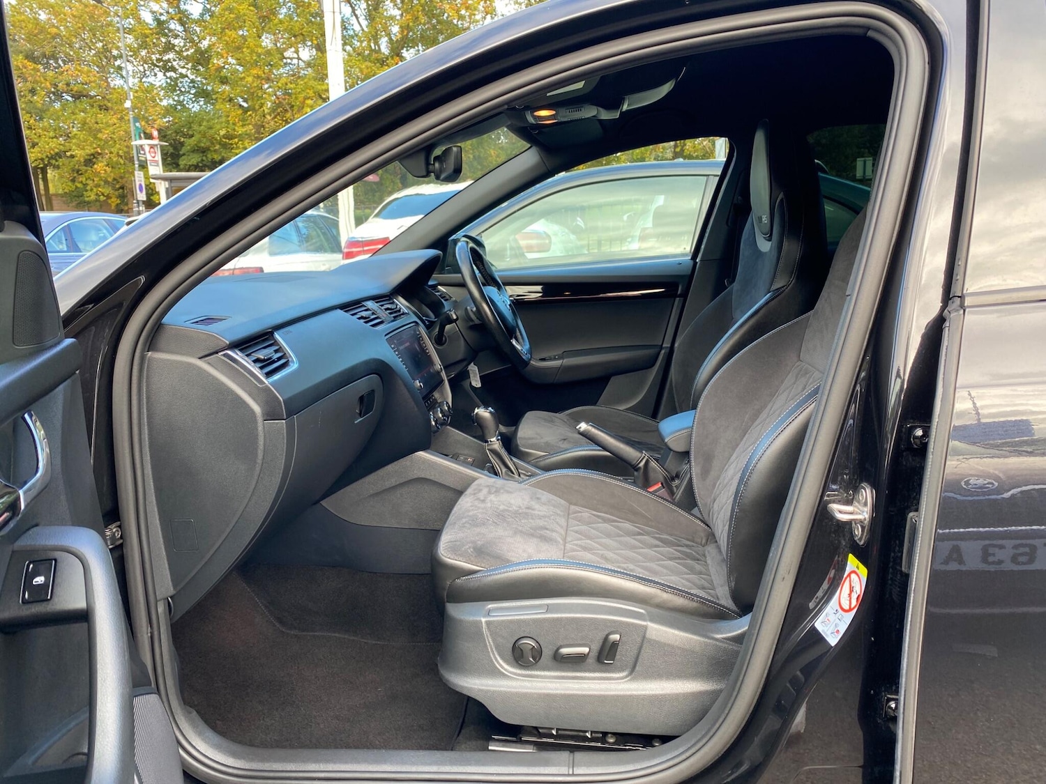 Used Skoda Octavia 2018 for sale - 76371383: Photo 40