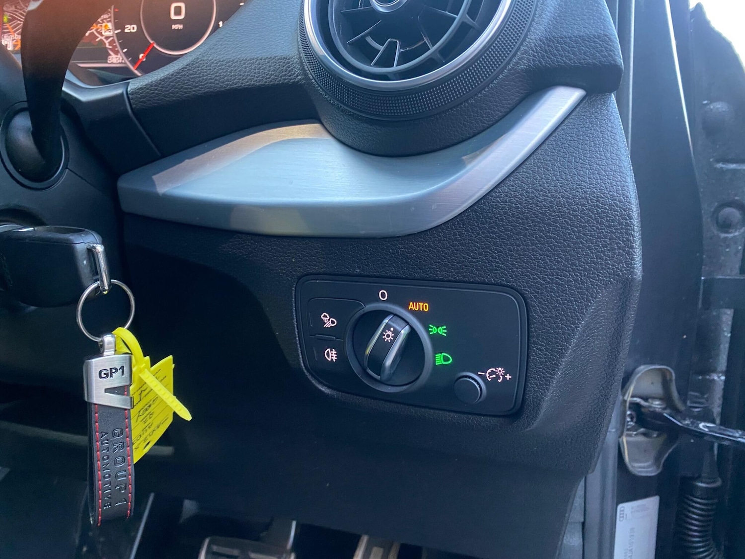 Used Audi Q2 2018 for sale - 77066703: Photo 32