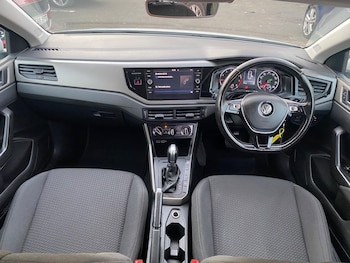 Used Volkswagen Polo 2018 for sale - 77549351: Photo