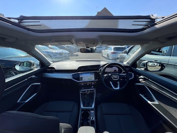 Used Audi Q3 2019 for sale - 79348658: Photo