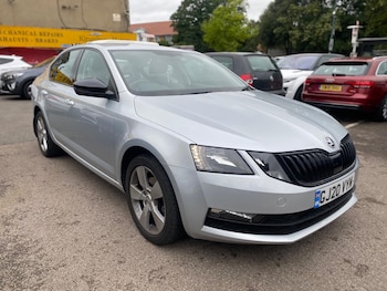 2020 (20) - 1.5 TSI SE Drive 5dr DSG