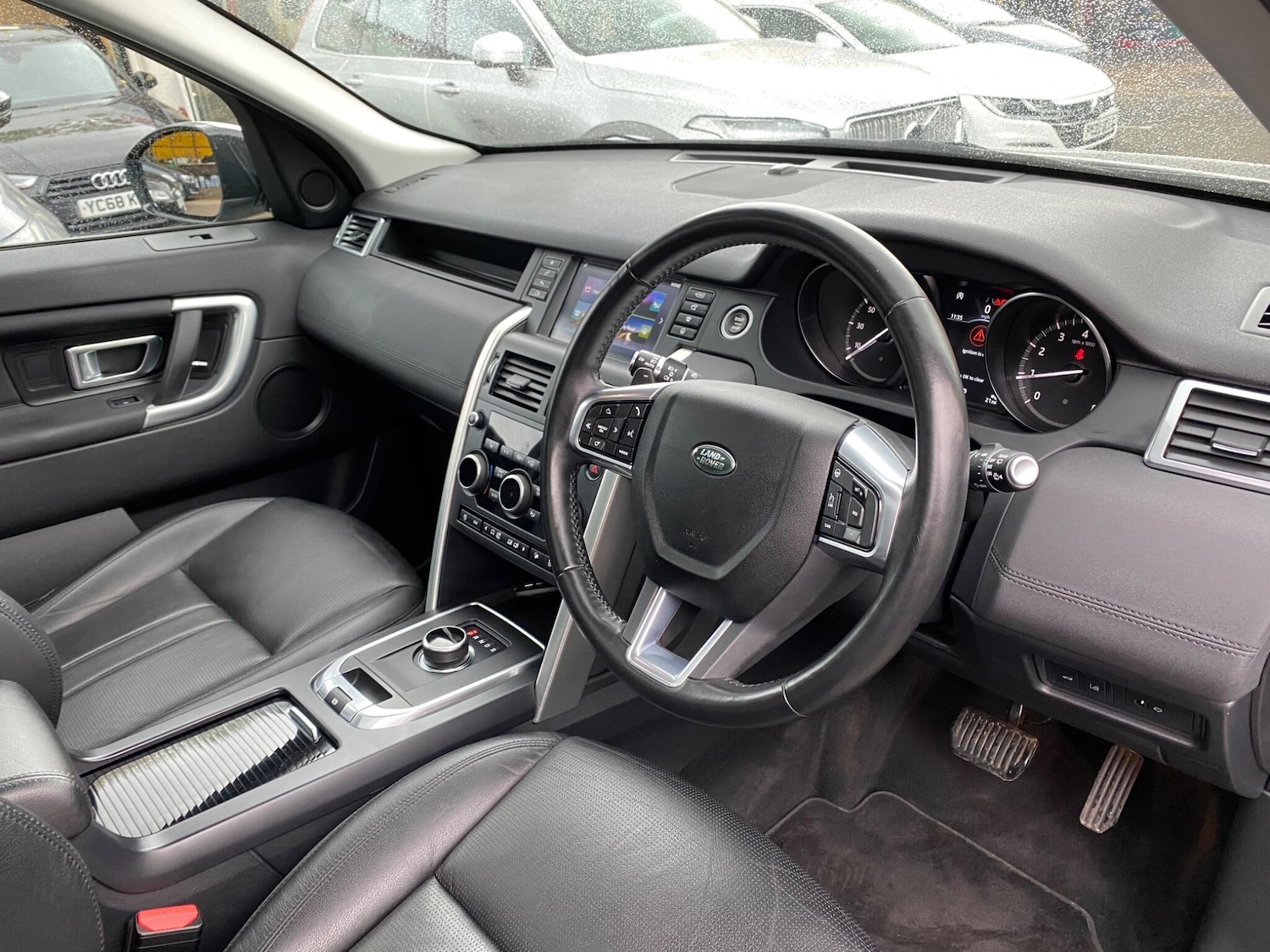 Used Land Rover Discovery Sport 2018 for sale - 76996404: Photo 18