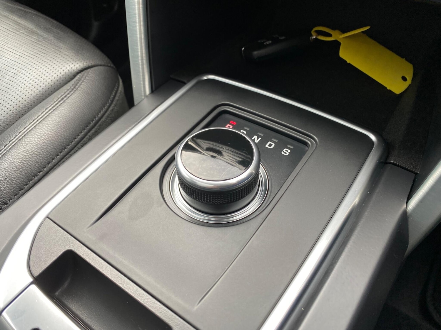 Used Land Rover Discovery Sport 2018 for sale - 76996404: Photo 28