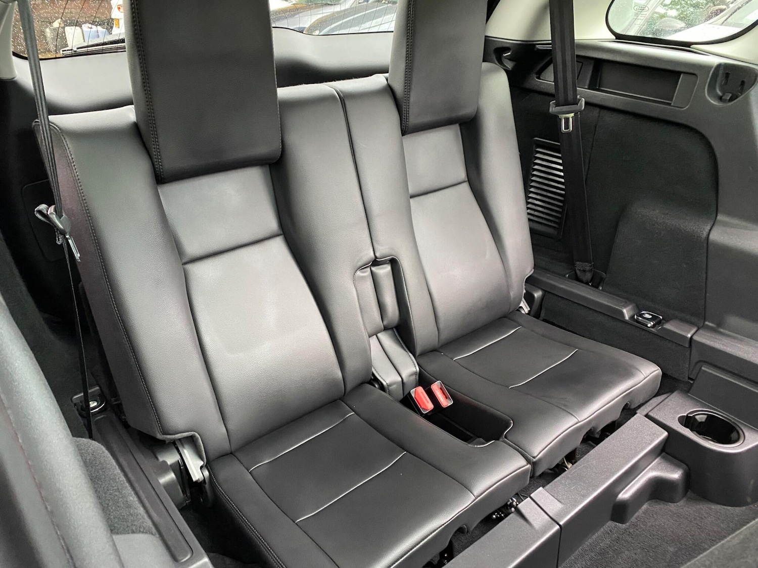 Used Land Rover Discovery Sport 2018 for sale - 76996404: Photo 35