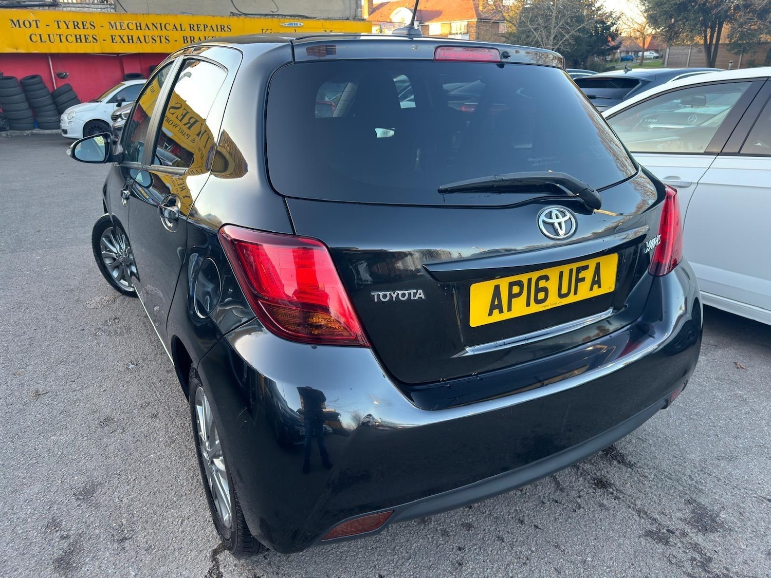 Used Toyota Yaris 2016 for sale - 77050118: Photo 10