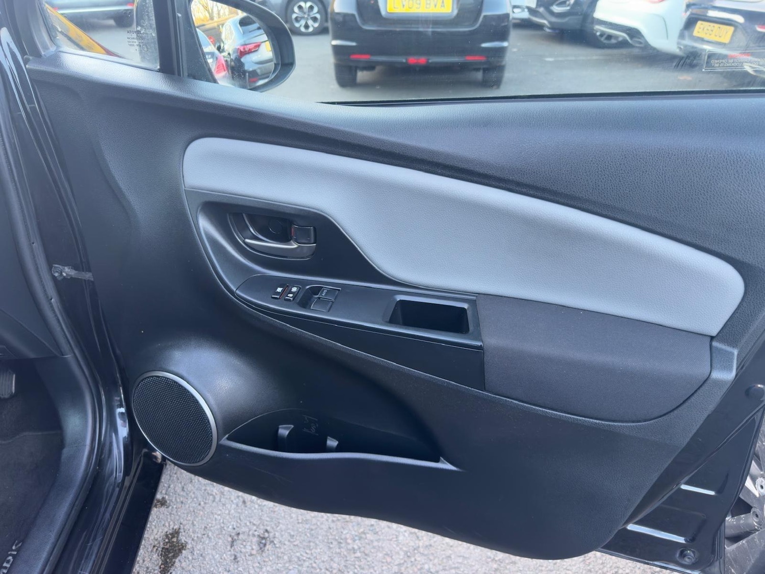 Used Toyota Yaris 2016 for sale - 77050118: Photo 15