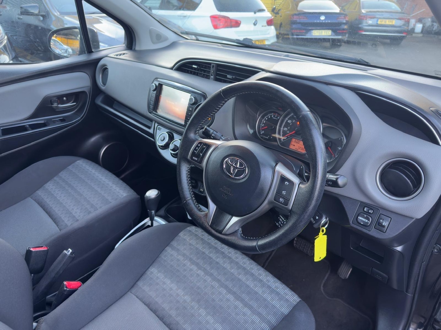 Used Toyota Yaris 2016 for sale - 77050118: Photo 17