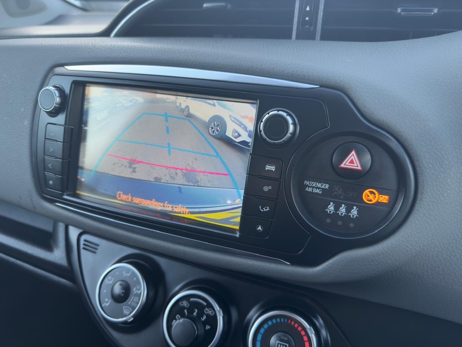 Used Toyota Yaris 2016 for sale - 77050118: Photo 19