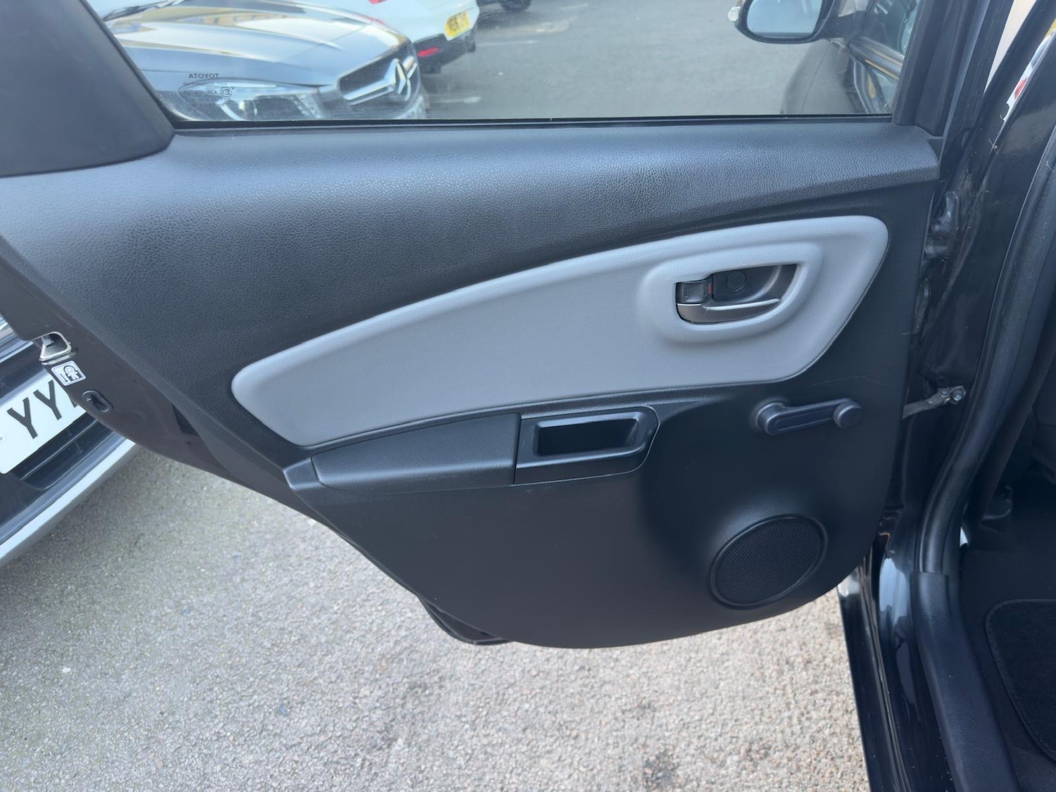 Used Toyota Yaris 2016 for sale - 77050118: Photo 29