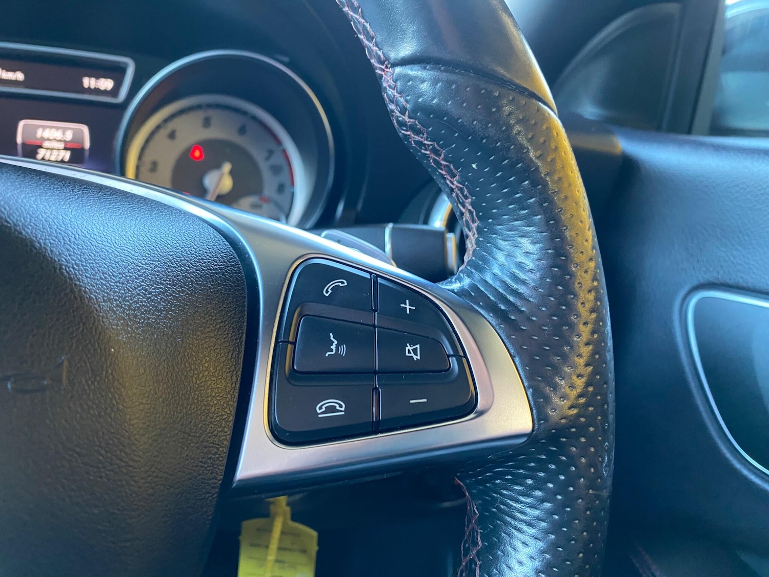 Used Mercedes-Benz CLA 2015 for sale - 76608197: Photo 28