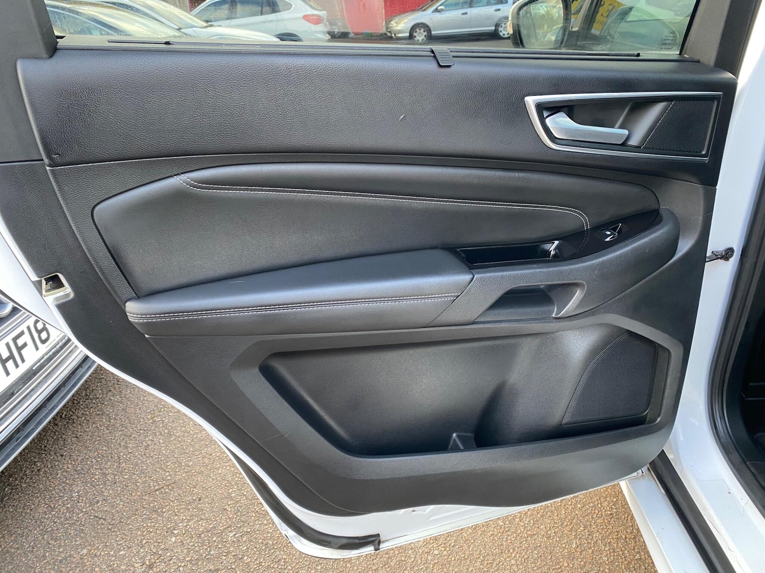 Used Ford S-Max 2015 for sale - 77097744: Photo 33