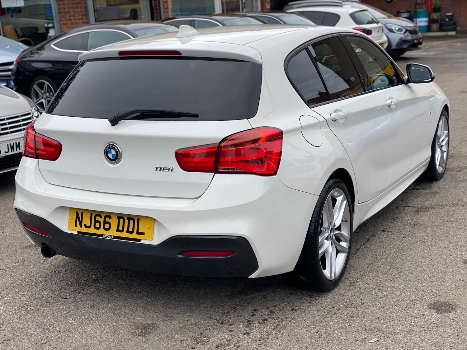 Used BMW 1 Series 2016 for sale - 76214248: Photo 11