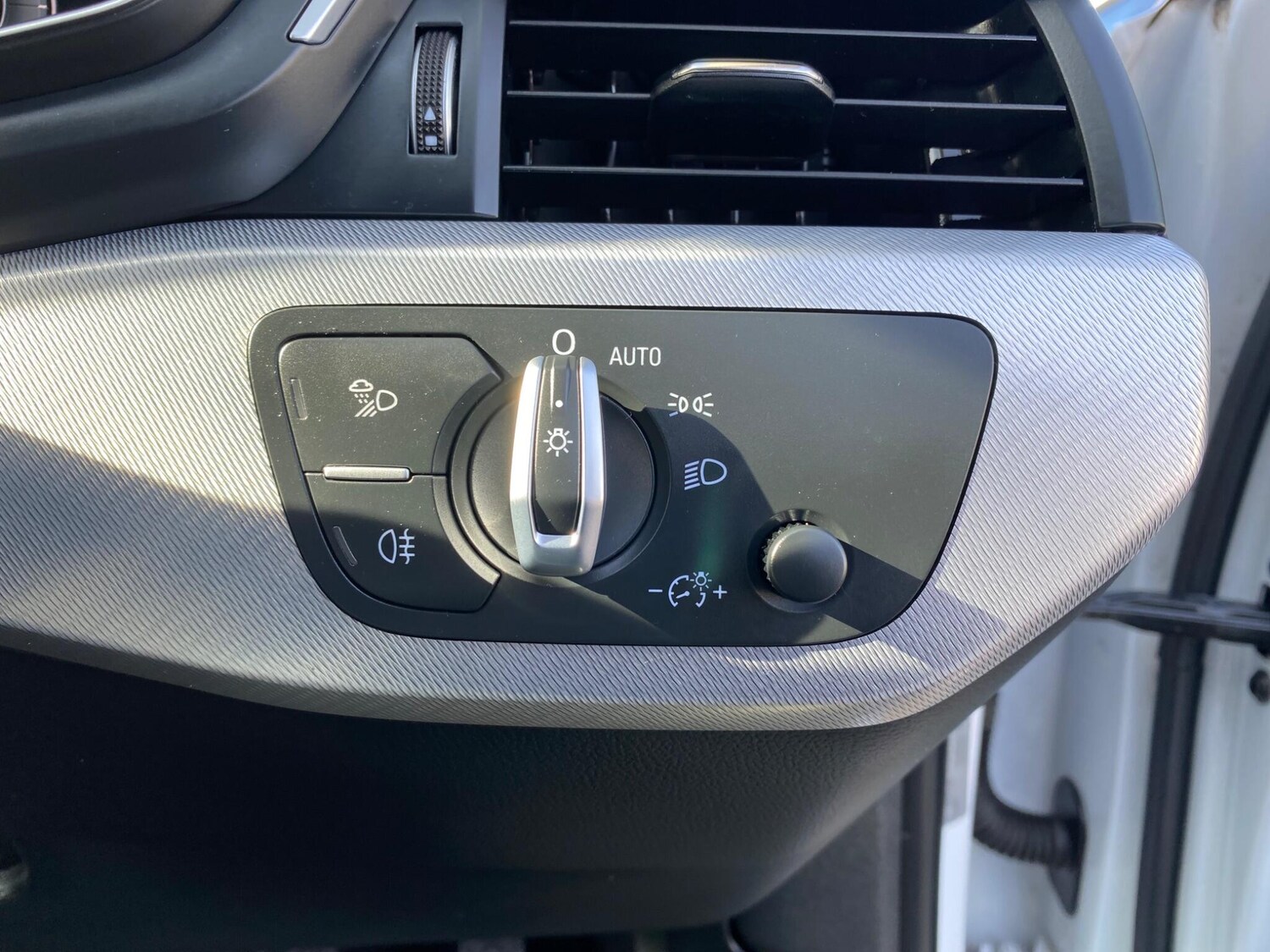 Used Audi A4 2023 for sale - 77637572: Photo 31