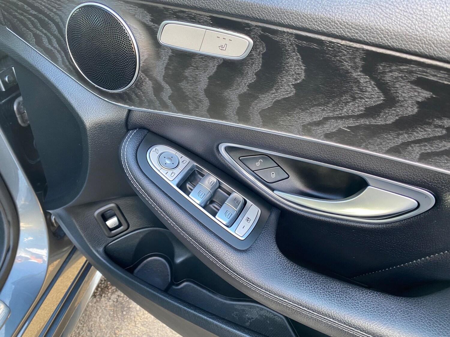 Used Mercedes-Benz C Class 2018 for sale - 78157179: Photo 32