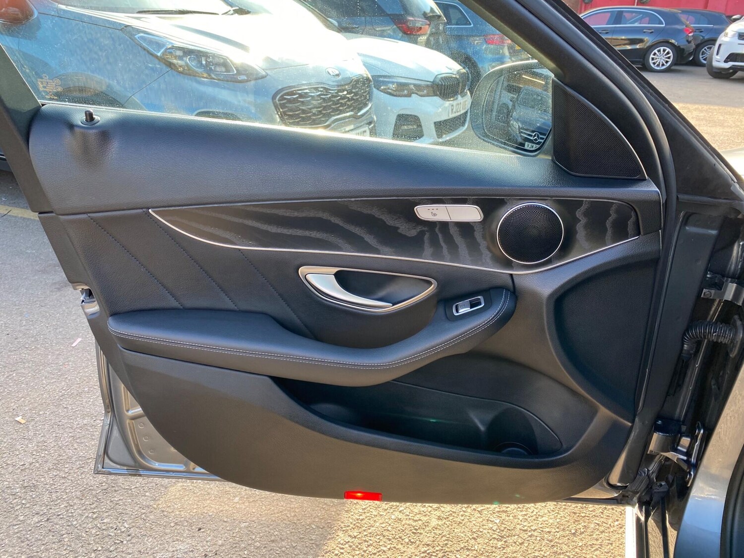 Used Mercedes-Benz C Class 2018 for sale - 78157179: Photo 37