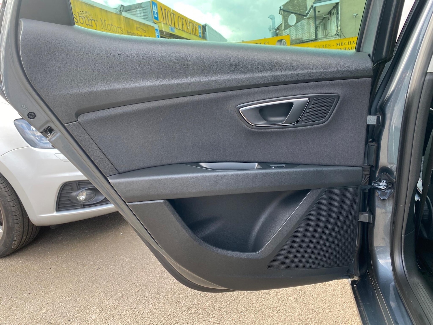 Used SEAT Leon for sale - 78100925: Photo 32