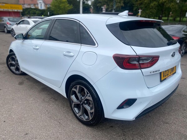 Used Kia Ceed 2021 for sale - 76059536: Photo 10