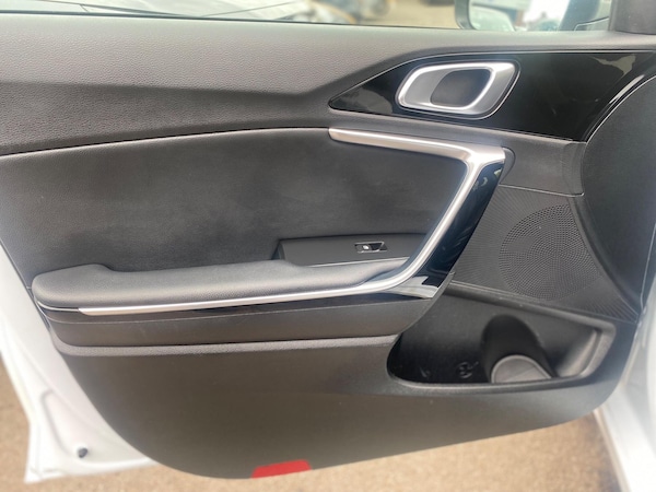 Used Kia Ceed 2021 for sale - 76059536: Photo 33