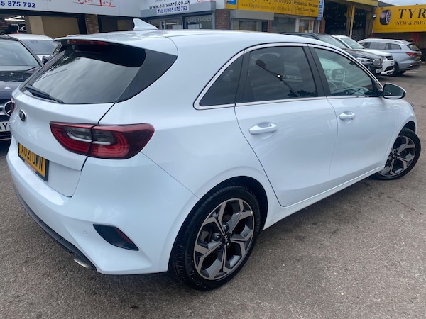 Used Kia Ceed 2021 for sale - 76059536: Photo 8