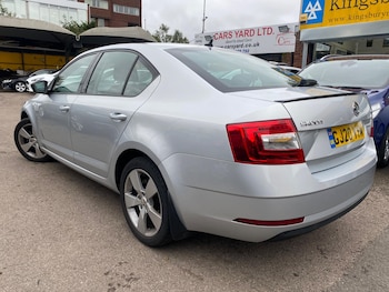 Used Skoda Octavia 2020 for sale - 78260124: Photo
