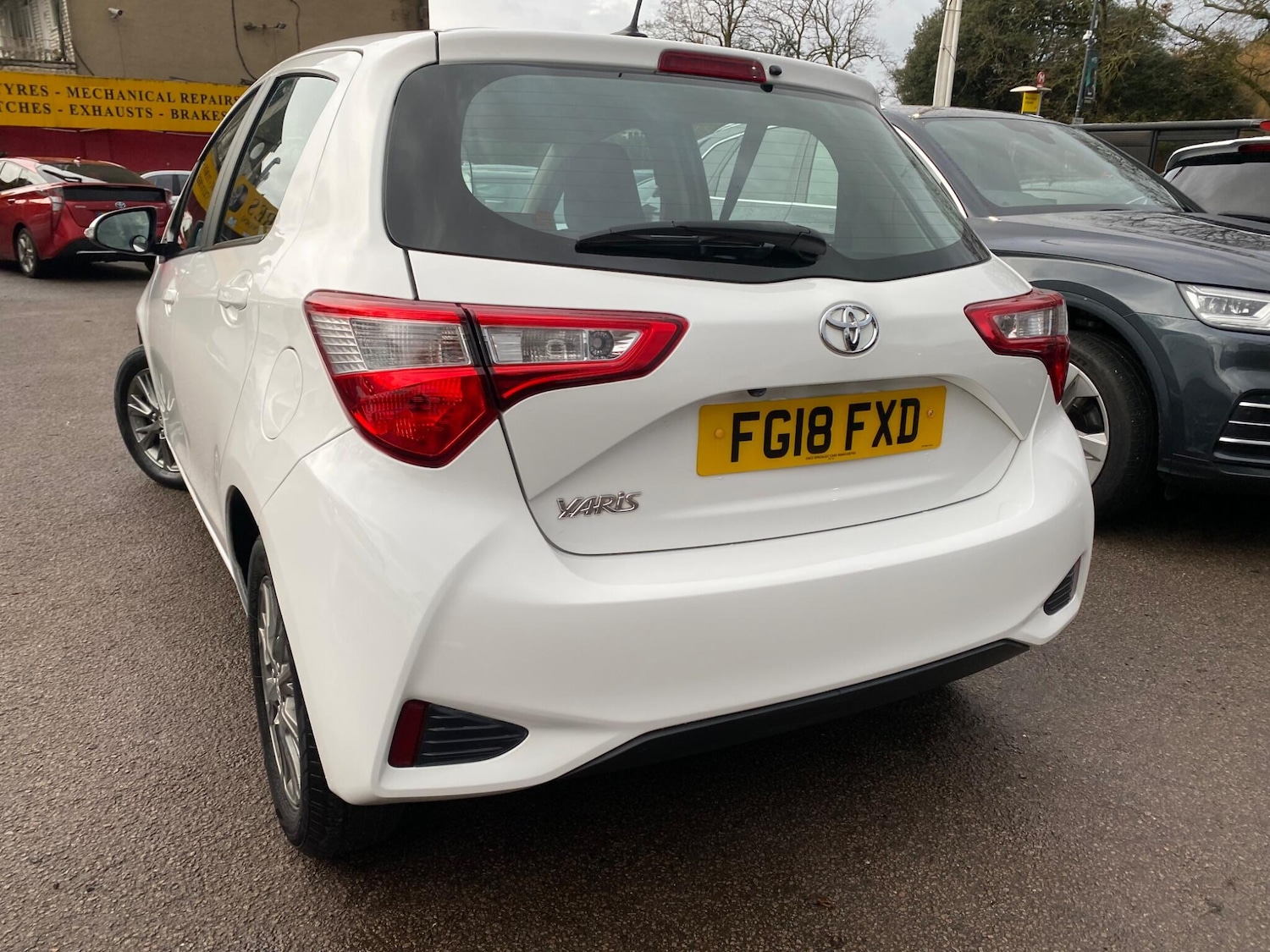 Used Toyota Yaris 2018 for sale - 77108846: Photo 10