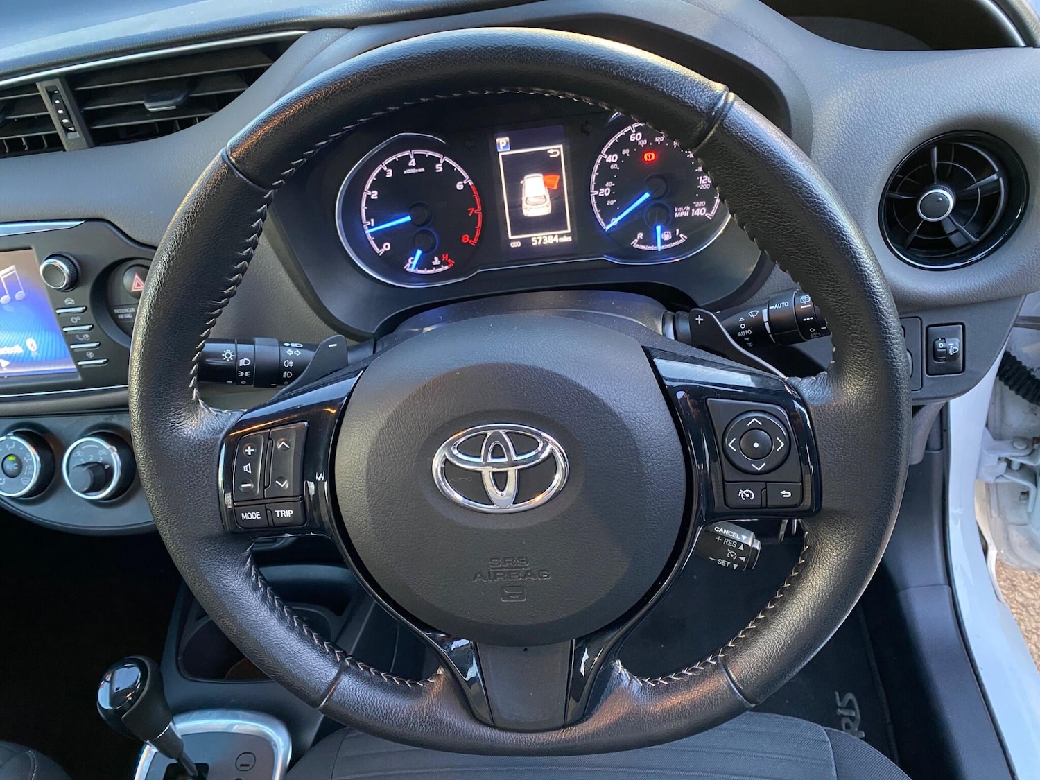 Used Toyota Yaris 2018 for sale - 77108846: Photo 16