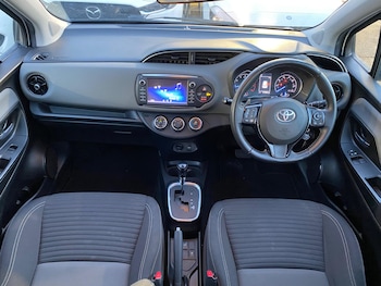 Used Toyota Yaris 2018 for sale - 77108846: Photo