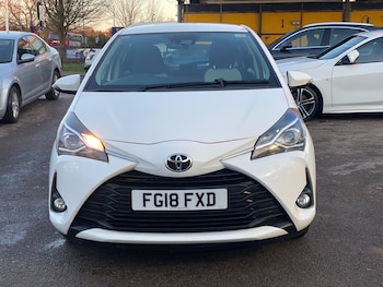 Used Toyota Yaris 2018 for sale - 77108846: Photo