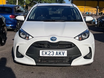 Used Toyota Yaris 2023 for sale - 79601283: Photo