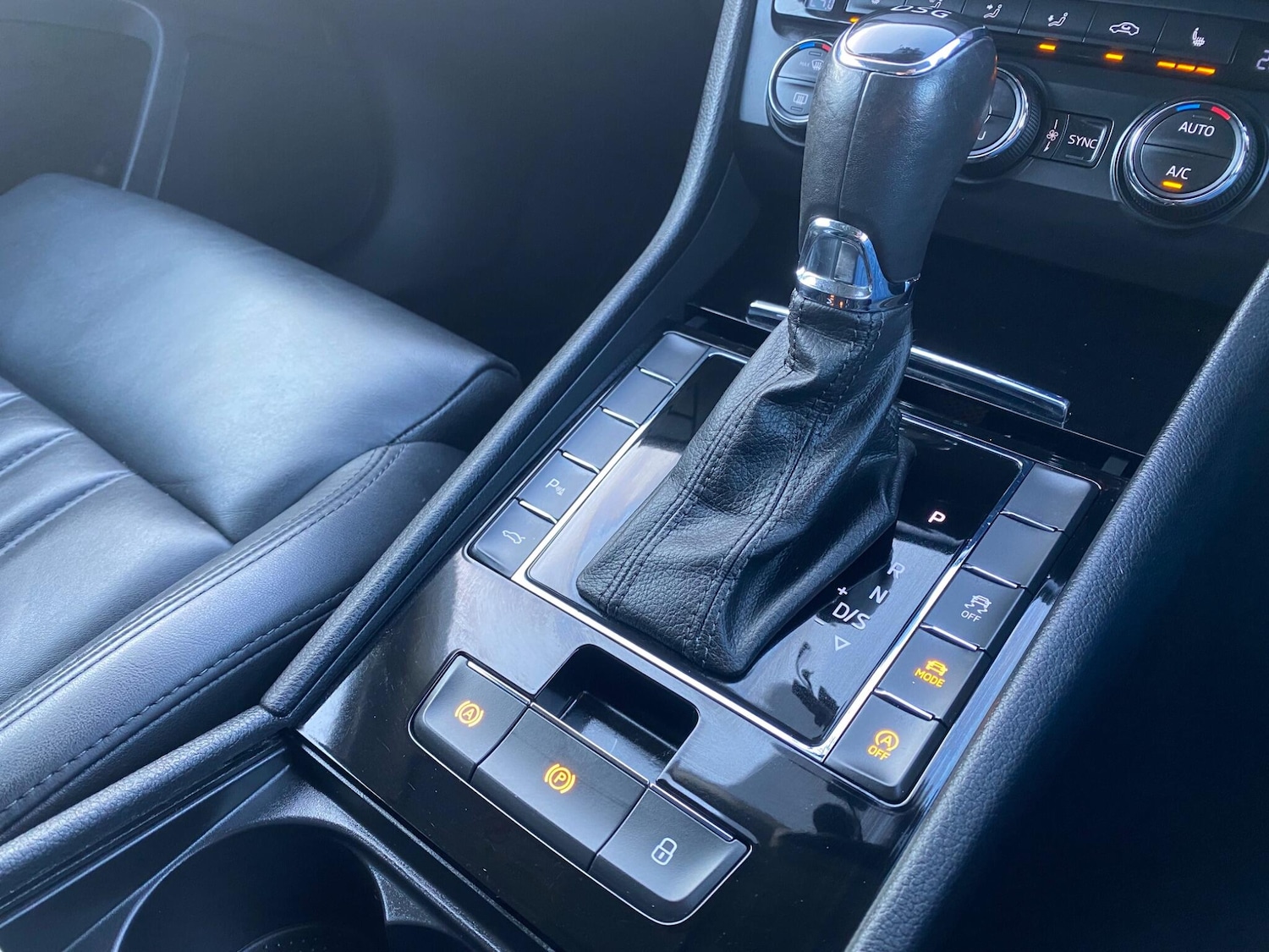 Used Skoda Superb 2016 for sale - 77081815: Photo 25