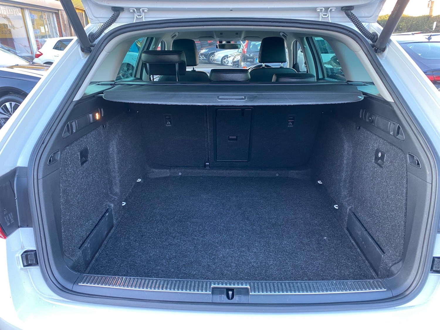 Used Skoda Superb 2016 for sale - 77081815: Photo 38