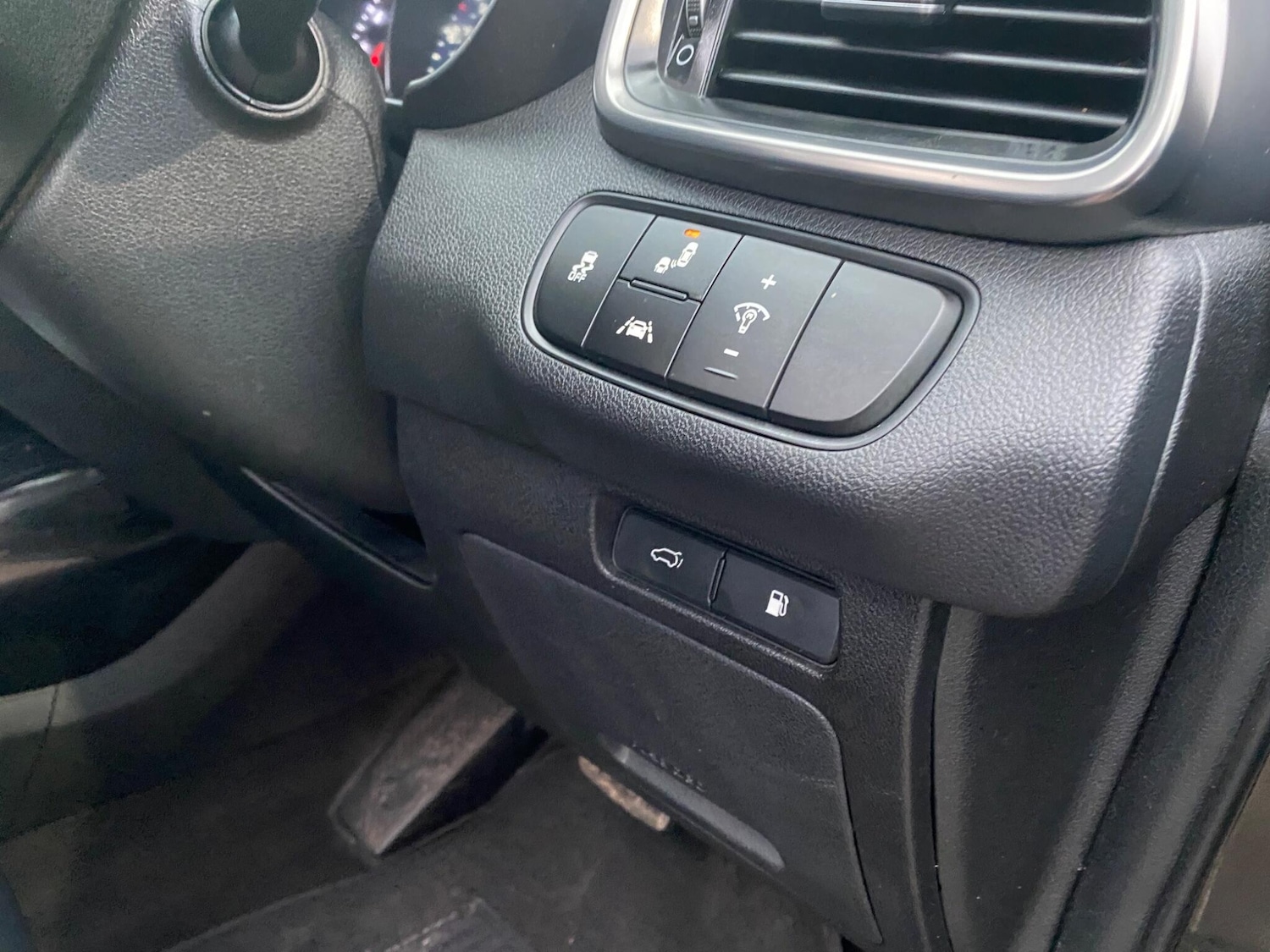 Used Kia Sorento 2015 for sale - 77050034: Photo 29