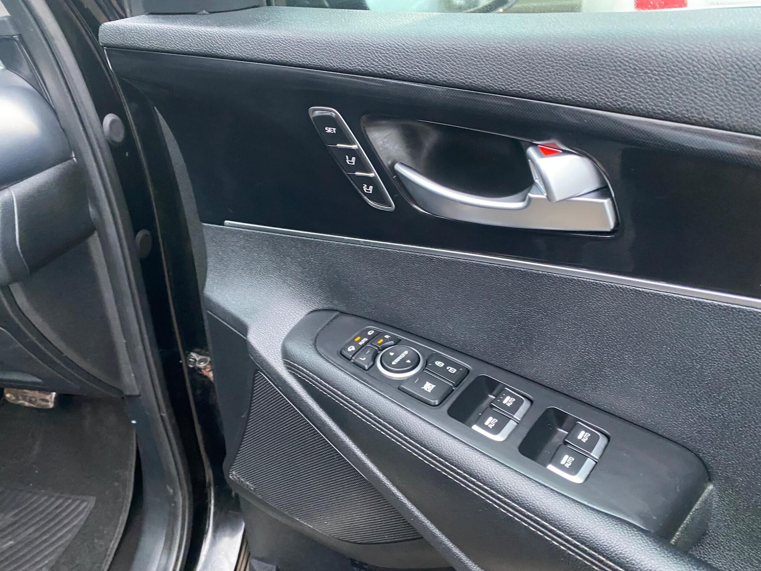 Used Kia Sorento 2015 for sale - 77050034: Photo 30