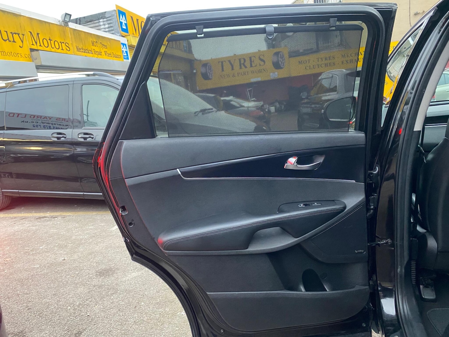 Used Kia Sorento 2015 for sale - 77050034: Photo 33