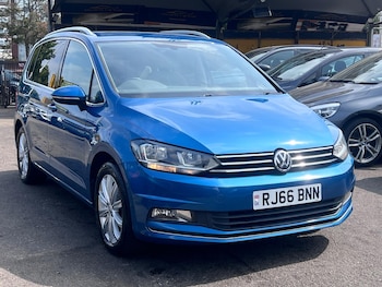 Used Volkswagen Touran 2016 for sale - 79539893: Photo