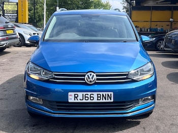Used Volkswagen Touran 2016 for sale - 79539893: Photo
