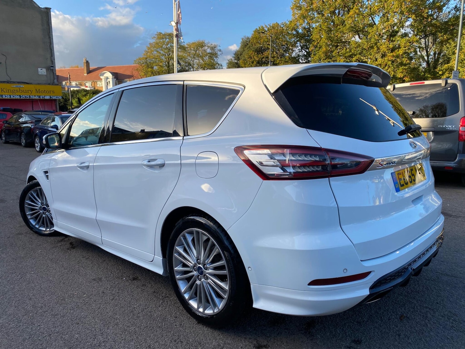 Used Ford S-Max 2015 for sale - 76283067: Photo 13