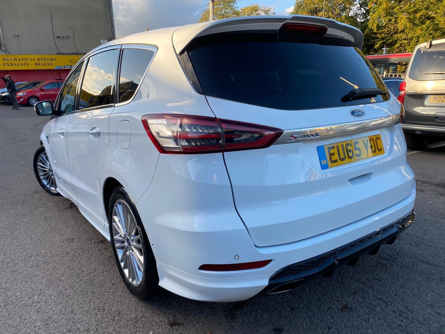 Used Ford S-Max 2015 for sale - 76283067: Photo 14