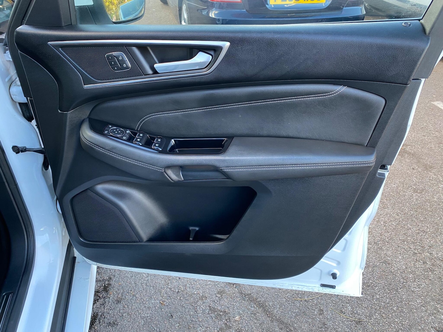 Used Ford S-Max 2015 for sale - 76283067: Photo 16