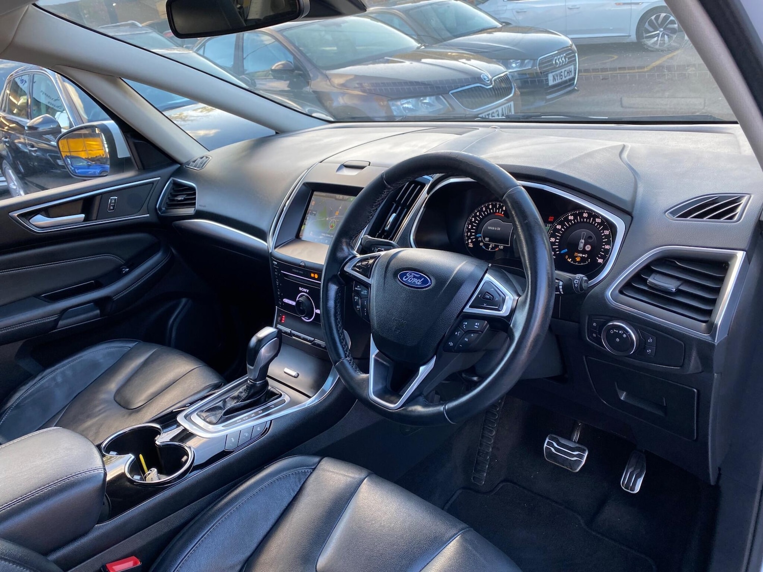 Used Ford S-Max 2015 for sale - 76283067: Photo 18