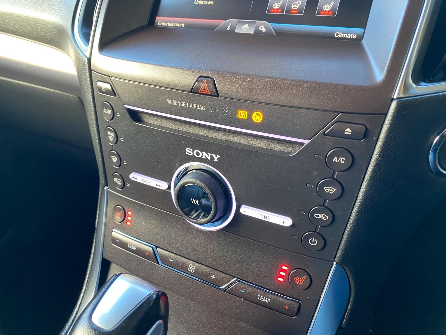 Used Ford S-Max 2015 for sale - 76283067: Photo 24